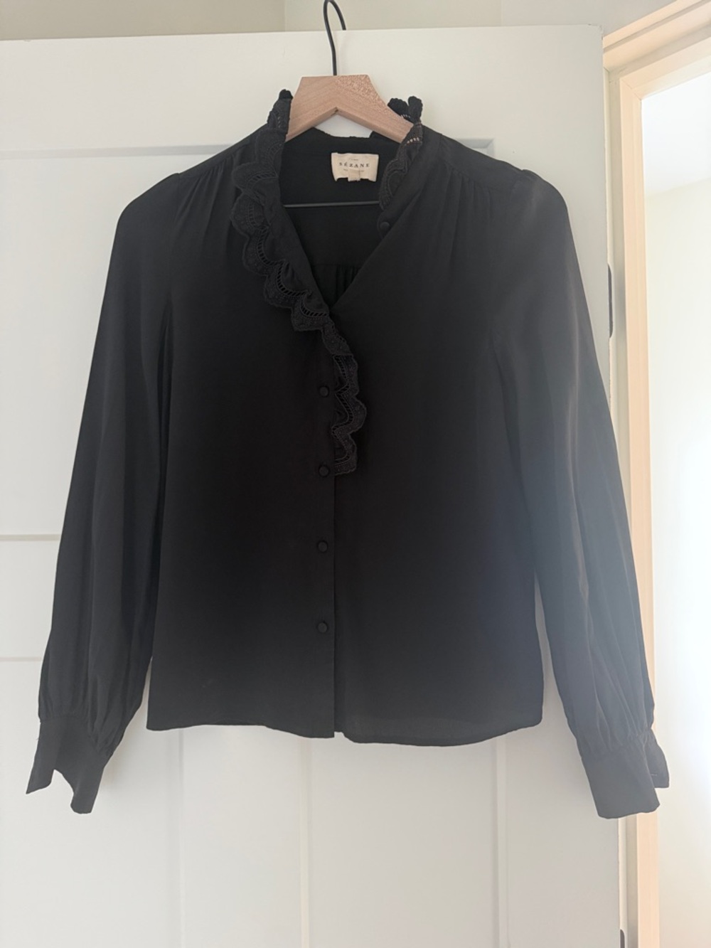 Sezane chlo shirt in black size 34